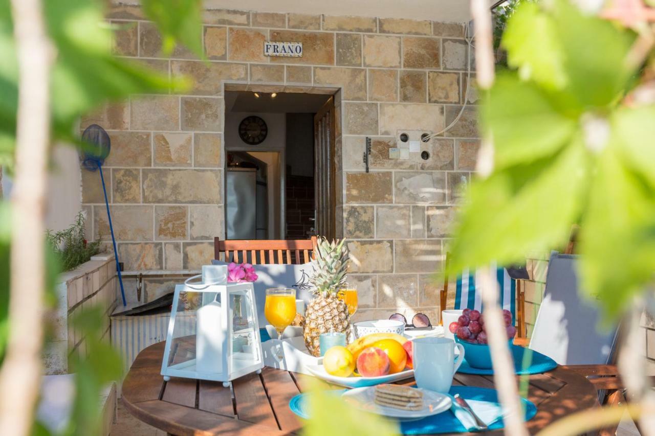Nono Frano Apartment Prozura ภายนอก รูปภาพ