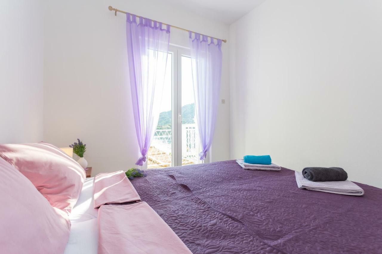 Nono Frano Apartment Prozura ภายนอก รูปภาพ