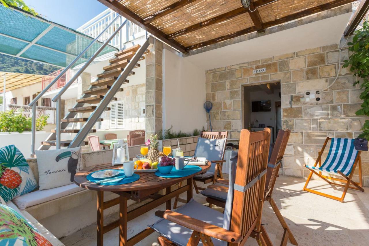 Nono Frano Apartment Prozura ภายนอก รูปภาพ